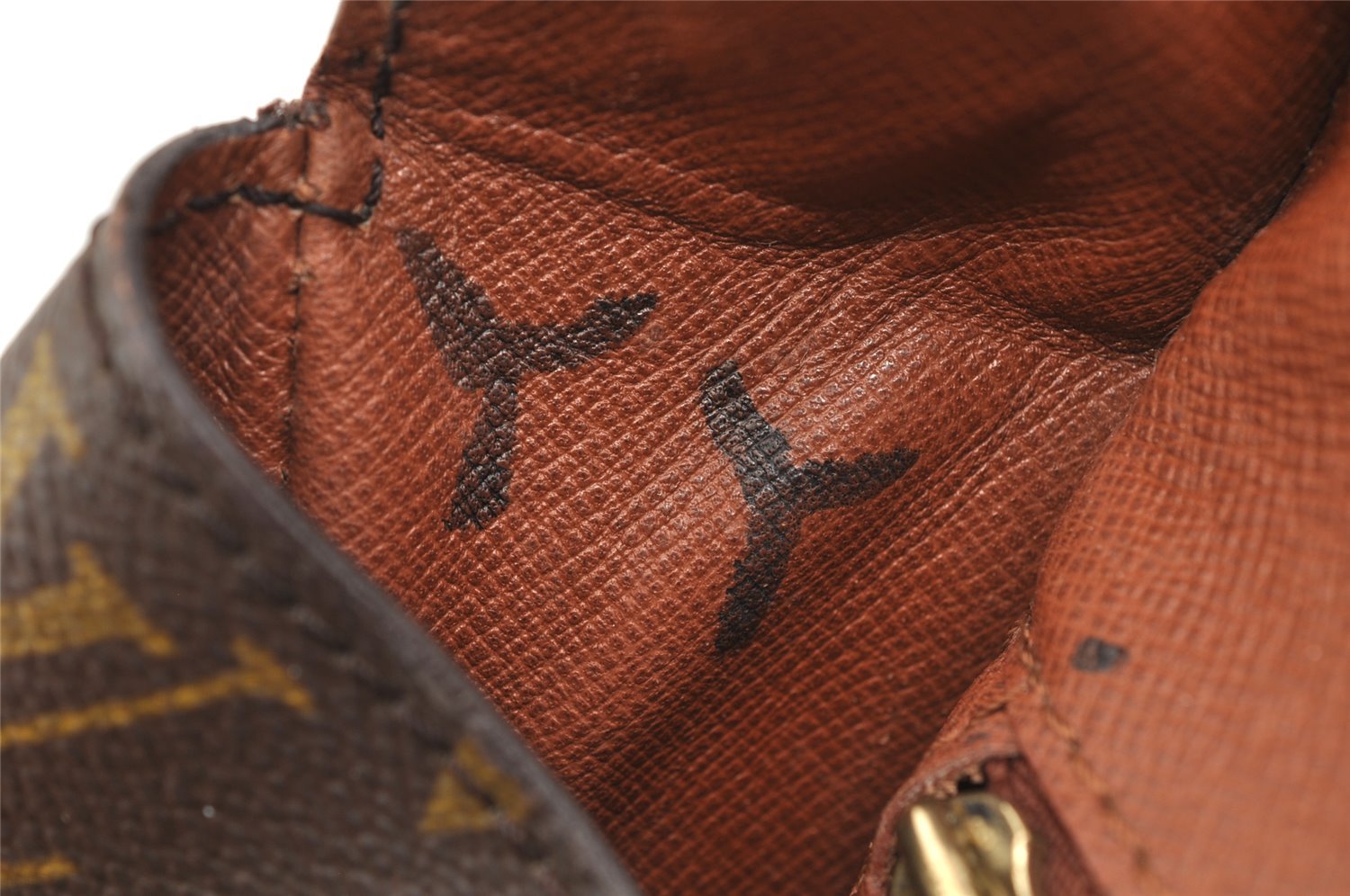 Authentic Louis Vuitton Monogram Saint Cloud GM M51242 Shoulder Cross Bag 6033J