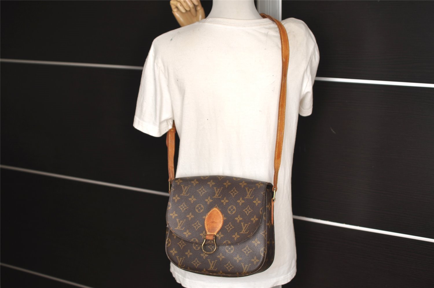 Authentic Louis Vuitton Monogram Saint Cloud GM M51242 Shoulder Cross Bag 6033J