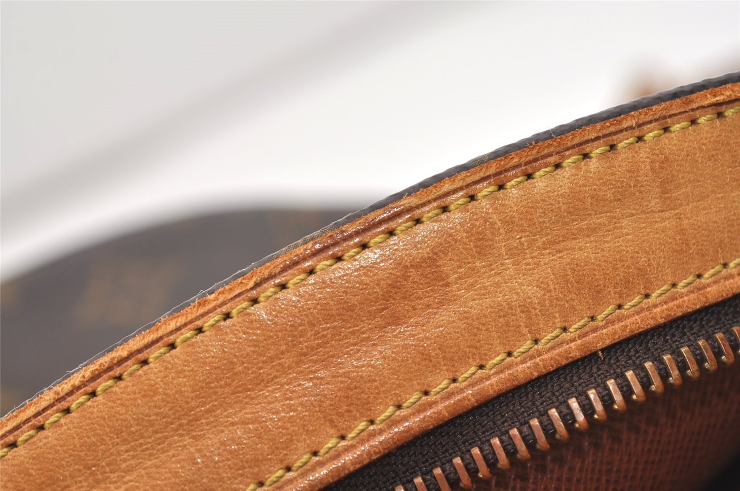 Authentic Louis Vuitton Monogram Drouot Shoulder Body Bag M51290 LV Junk 6035J