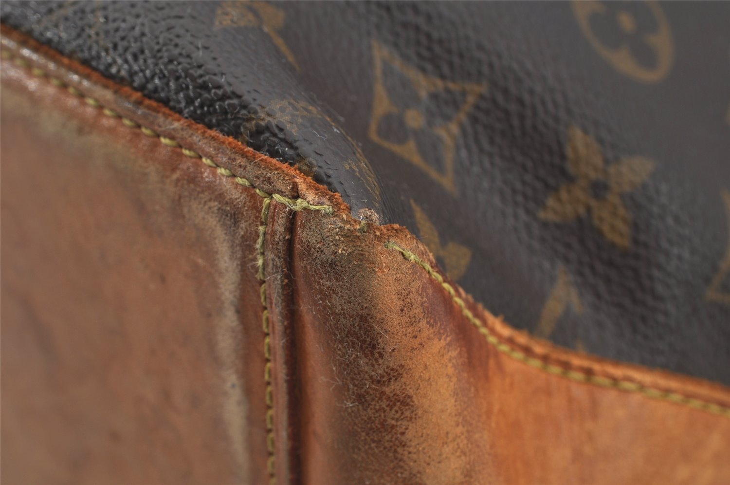 Authentic Louis Vuitton Monogram Cabas Mezzo Shoulder Tote Bag M51151 Junk 6036J