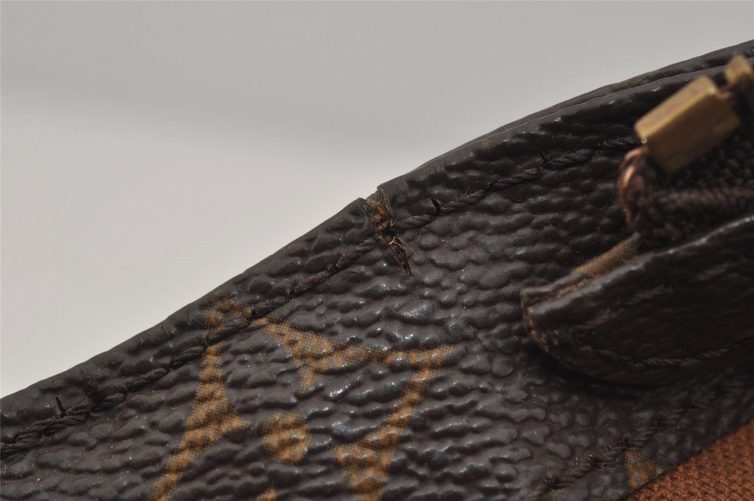 Authentic Louis Vuitton Monogram Cabas Mezzo Shoulder Tote Bag M51151 Junk 6036J