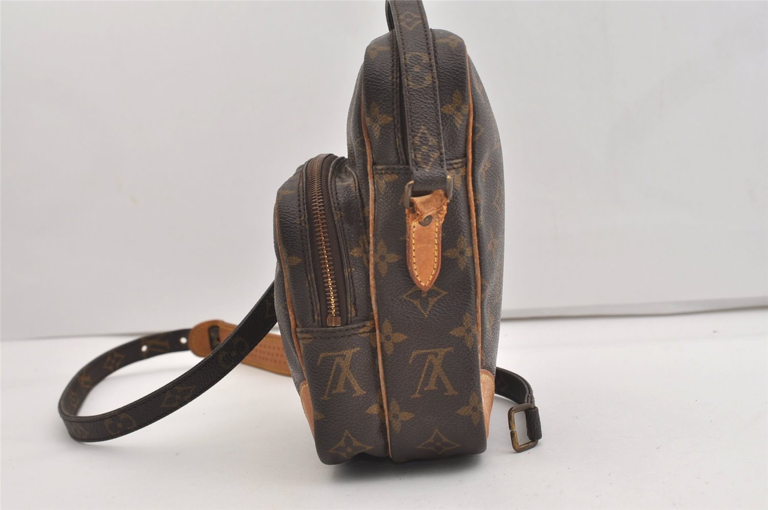 Authentic Louis Vuitton Monogram Amazone Shoulder Cross Bag M45236 LV Junk 6038J