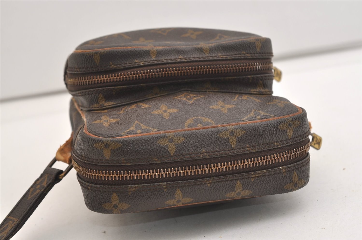 Authentic Louis Vuitton Monogram Amazone Shoulder Cross Bag M45236 LV Junk 6038J