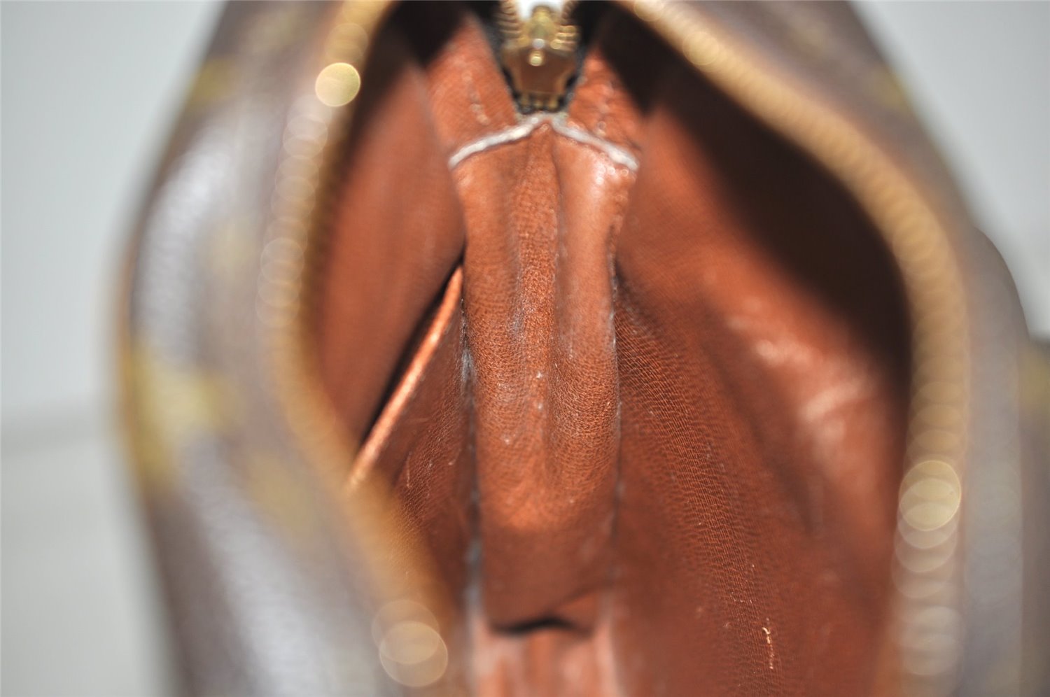 Authentic Louis Vuitton Monogram Amazone Shoulder Cross Bag M45236 LV Junk 6038J