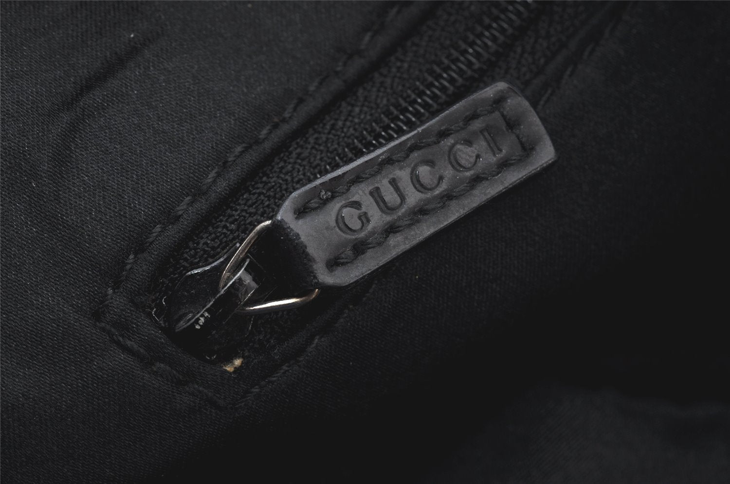 Authentic GUCCI Vintage Shoulder Hand Bag Purse Nylon Leather Black 6039K