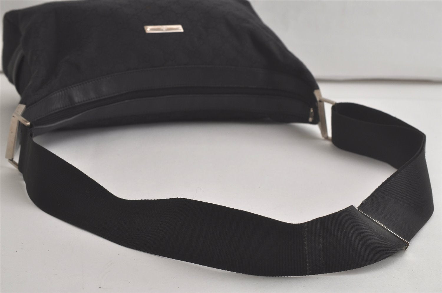 Authentic GUCCI Shoulder Cross Body Bag GG Canvas Leather 0190432 Black 6040K