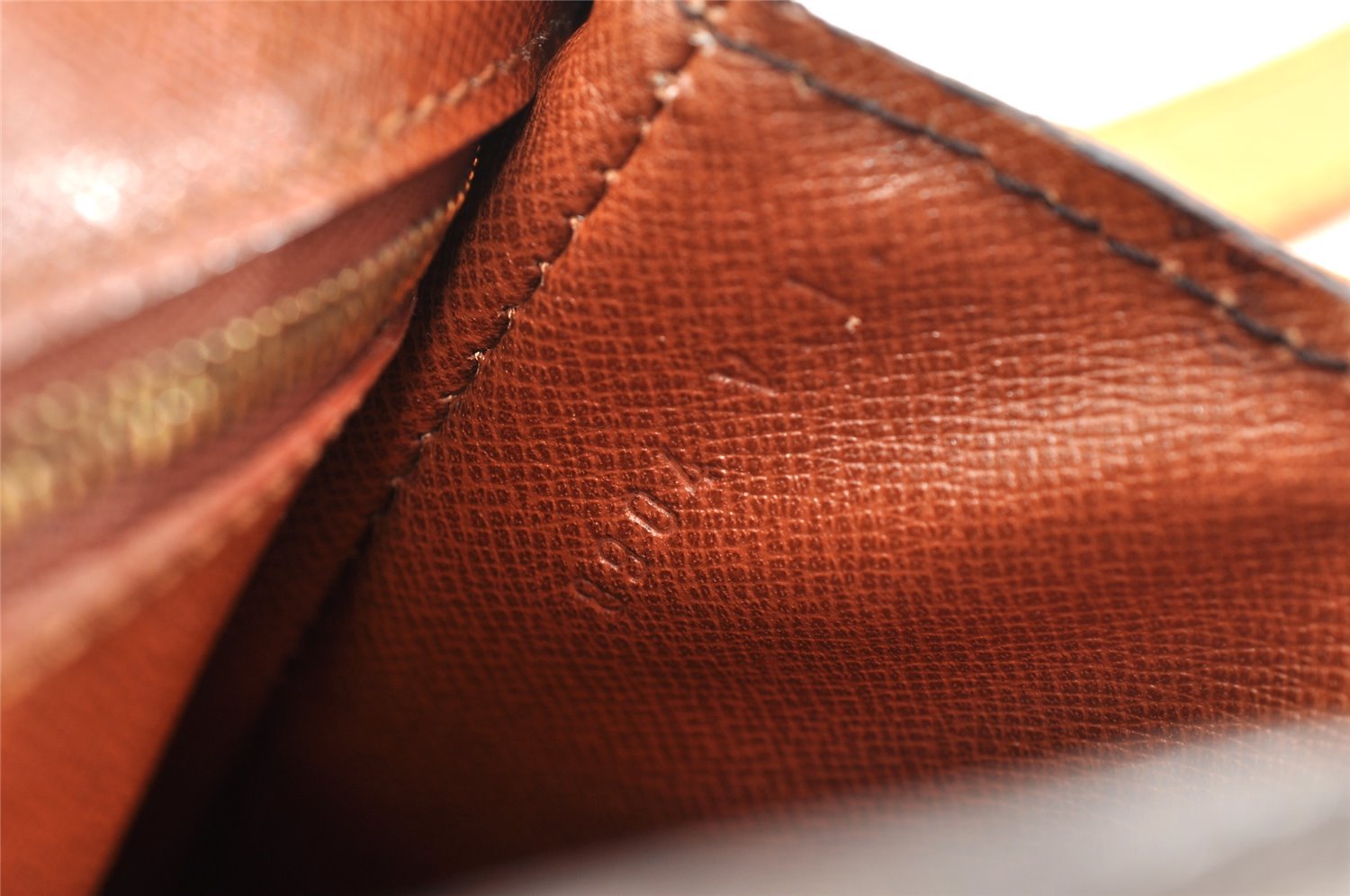 Authentic Louis Vuitton Monogram Saint Cloud GM M51242 Shoulder Cross Bag 6042I