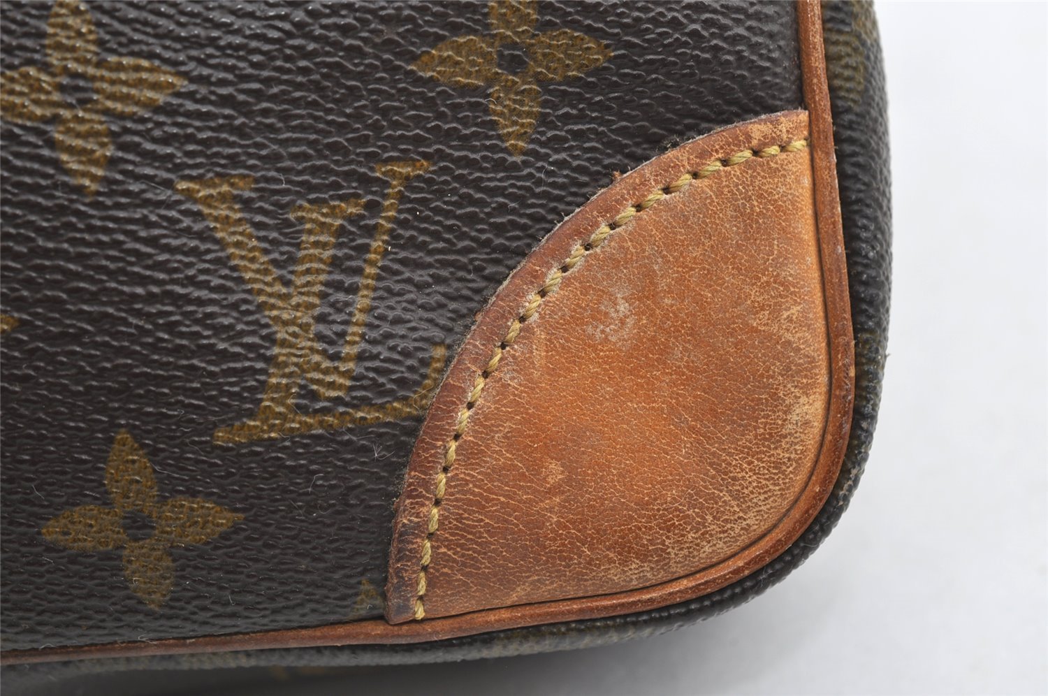 Auth Louis Vuitton Monogram Marly Dragonne GM M51825 Clutch Hand Bag Junk 6045I