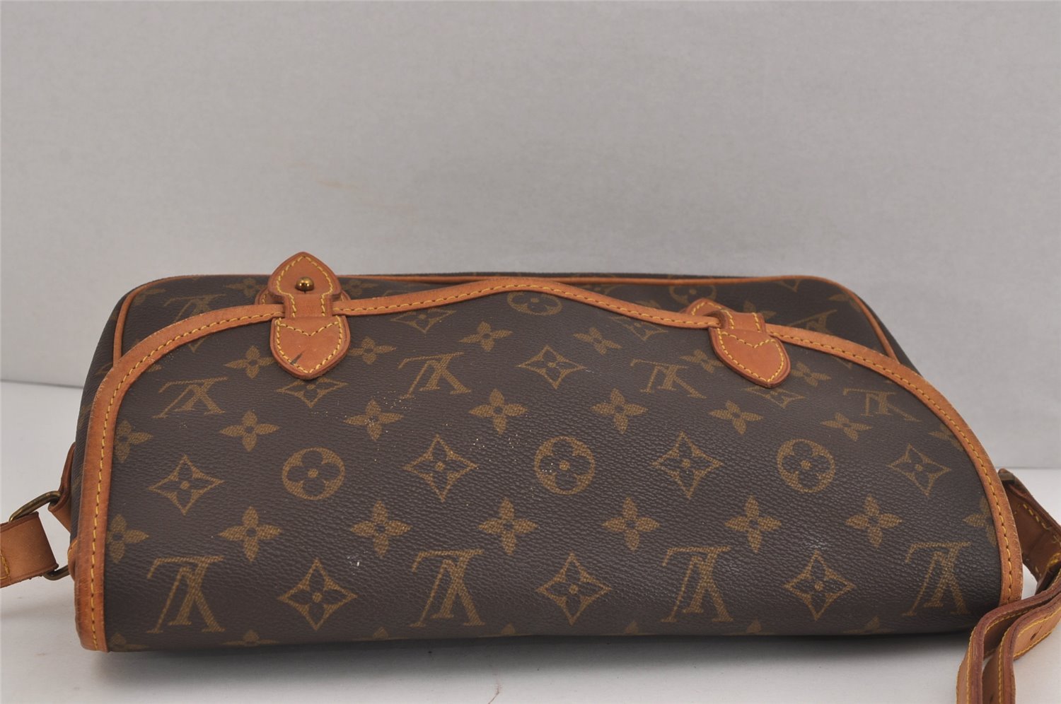 Authentic Louis Vuitton Monogram Gibeciere MM Shoulder Cross Bag M42247 LV 6046J