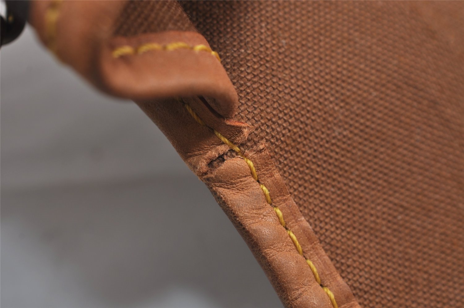 Authentic Louis Vuitton Monogram Gibeciere MM Shoulder Cross Bag M42247 LV 6046J