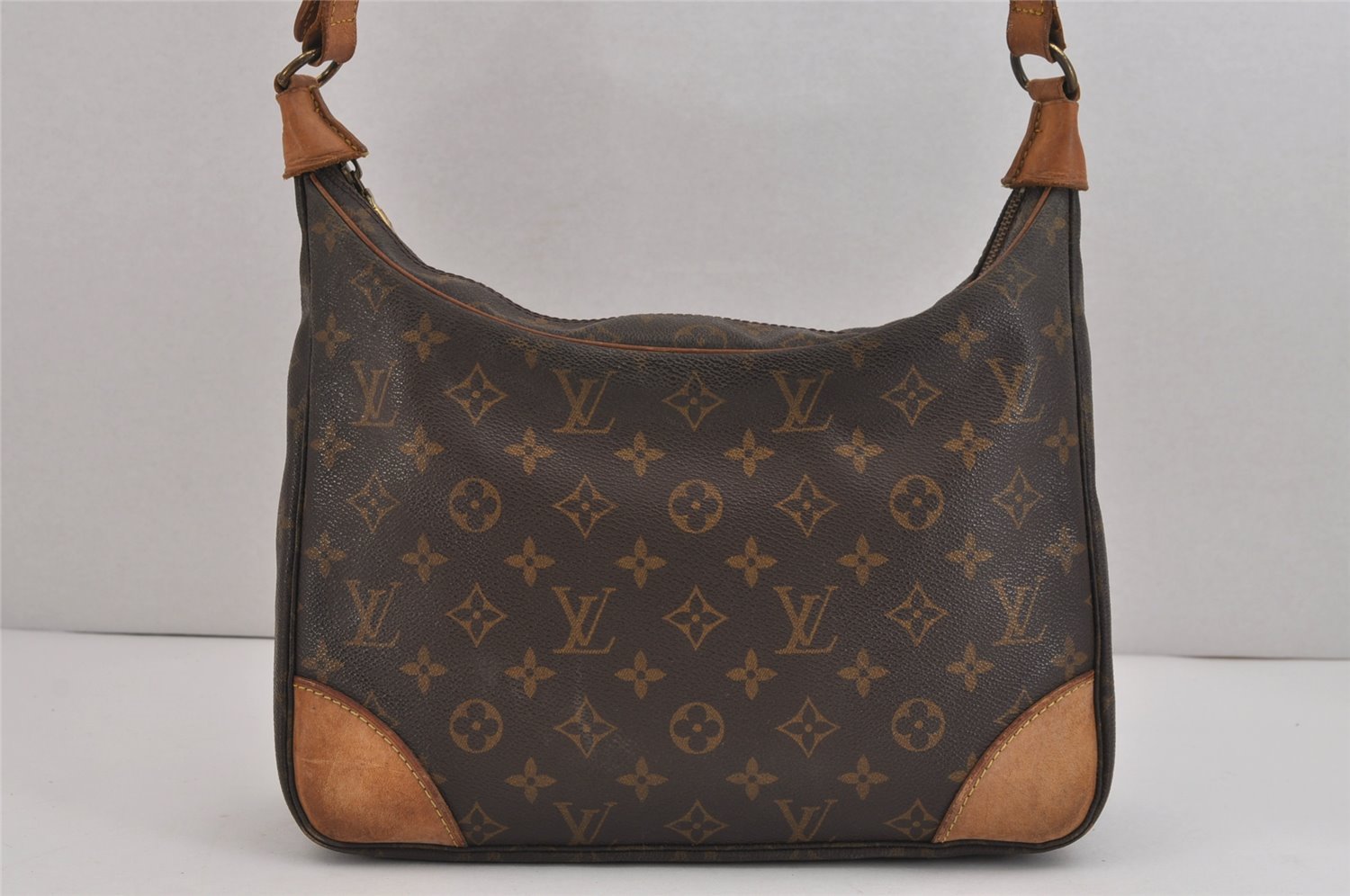 Authentic Louis Vuitton Monogram Boulogne 30 Shoulder Cross Bag M52165 LV 6049J