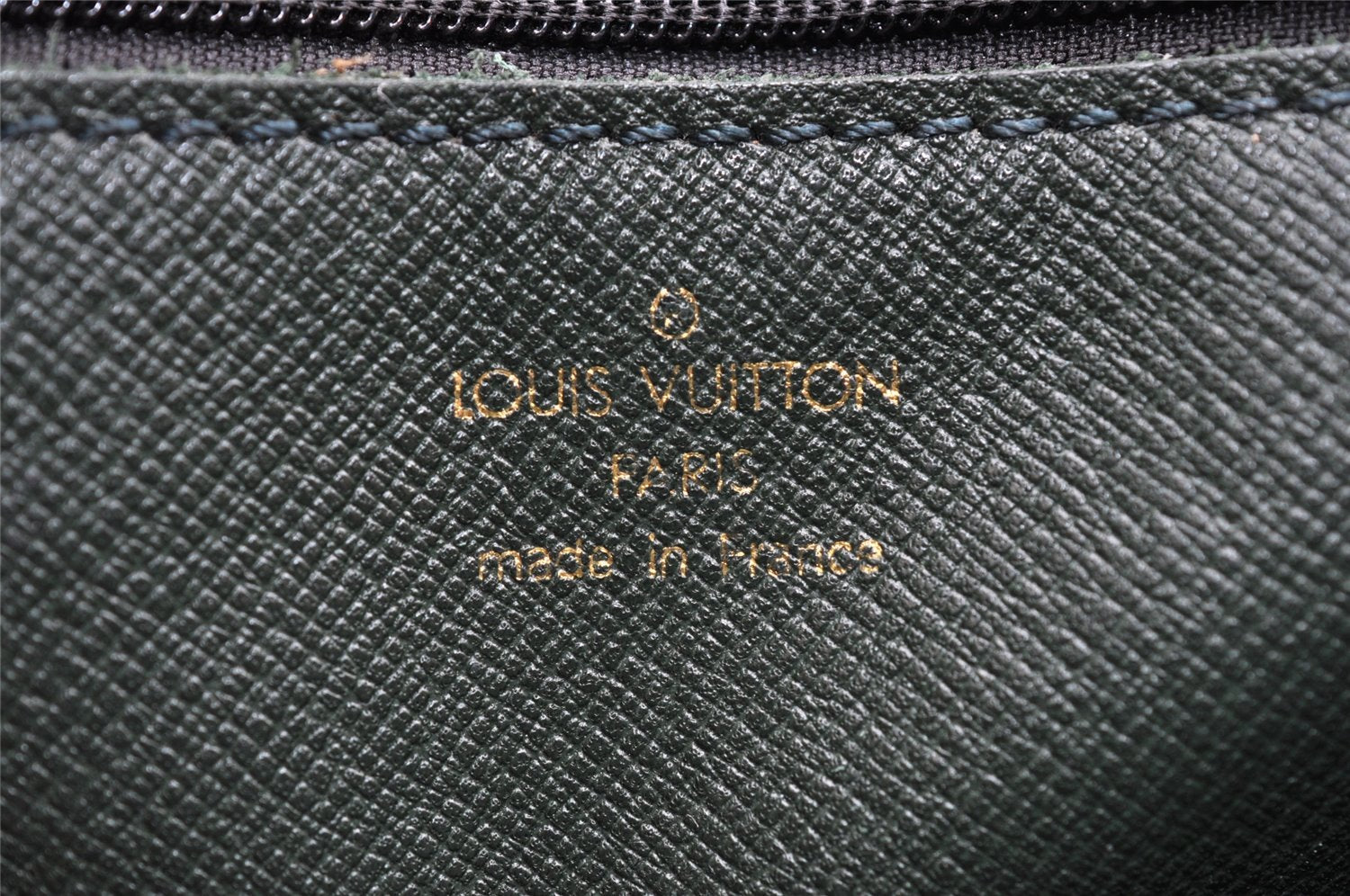 Auth Louis Vuitton Taiga Volga Document case Clutch Bag Green M30204 LV 6053I