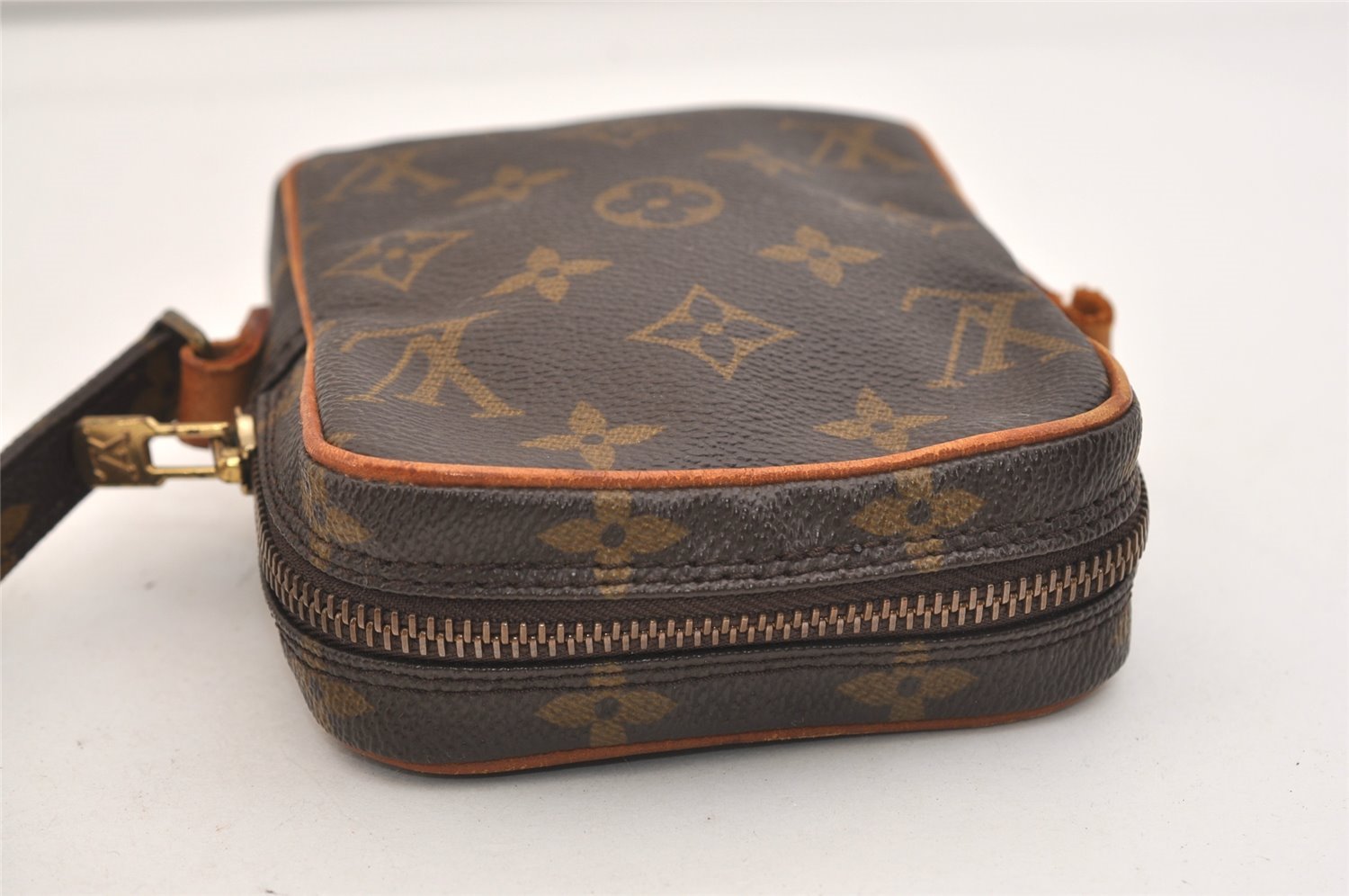 Auth Louis Vuitton Monogram Mini Poche Danube Shoulder Bag M45268 Junk 6053J