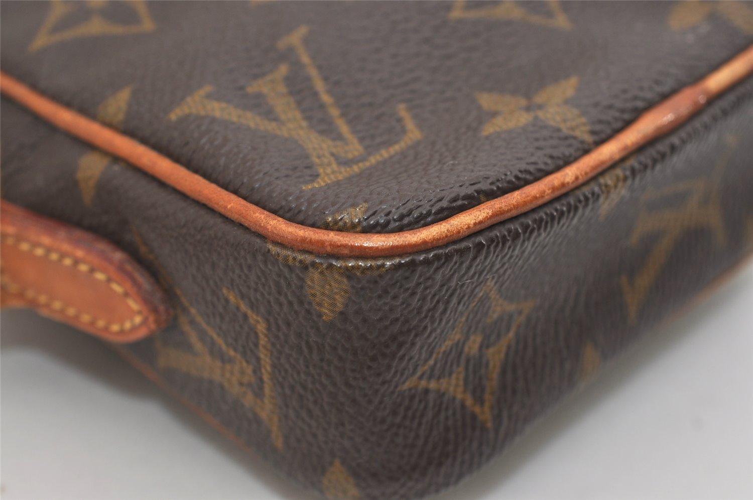 Auth Louis Vuitton Monogram Mini Poche Danube Shoulder Bag M45268 Junk 6053J