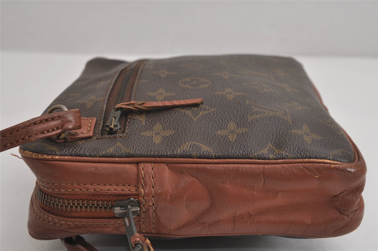Authentic Louis Vuitton Monogram Pochette Sport Clutch Bag Old Model Junk 6055J