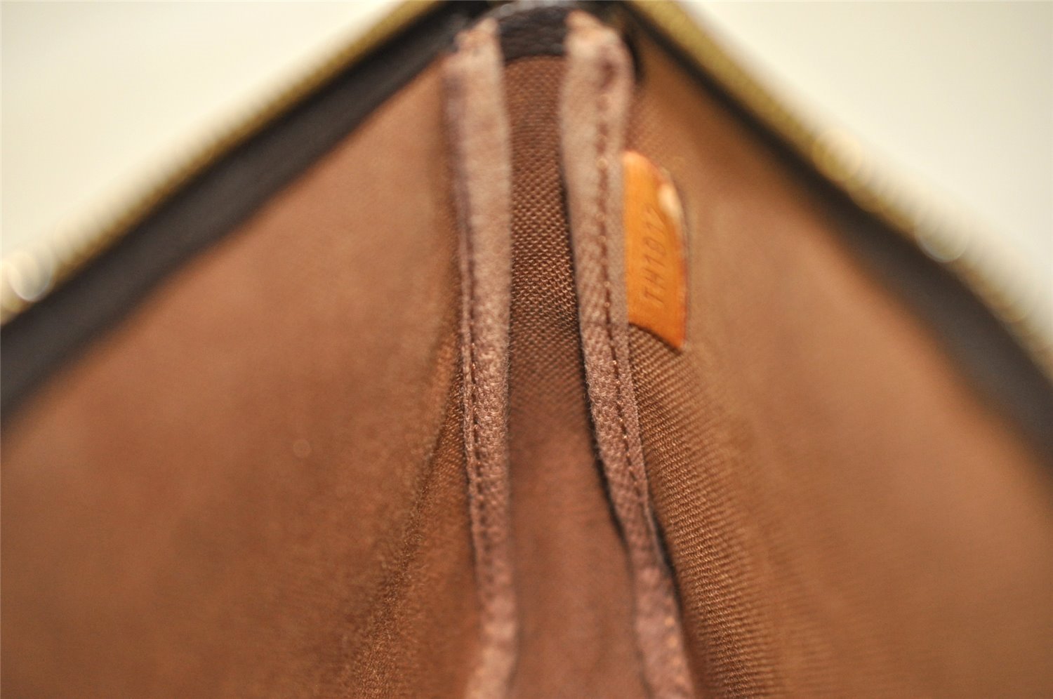 Authentic Louis Vuitton Monogram Pochette Accessoires Pouch M51980 LV 6056I