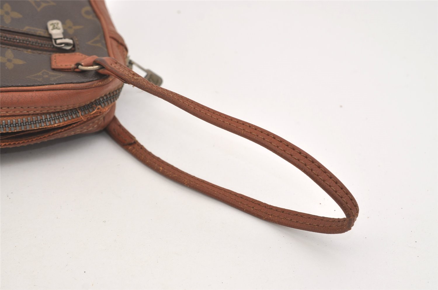 Authentic Louis Vuitton Monogram Pochette Sport Clutch Bag Old Model Junk 6059J