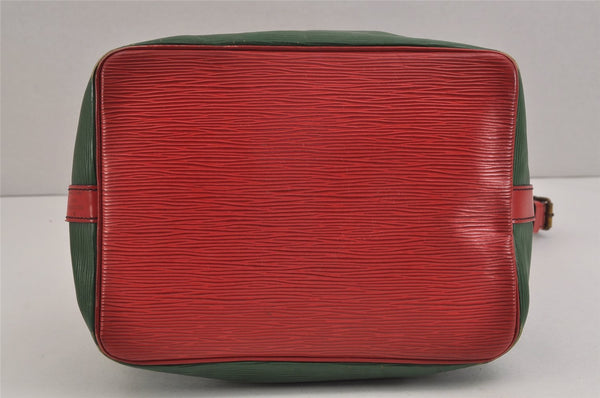 Authentic Louis Vuitton Epi Petit Noe Bi-color Green x Red Drawstring Bag 6061J