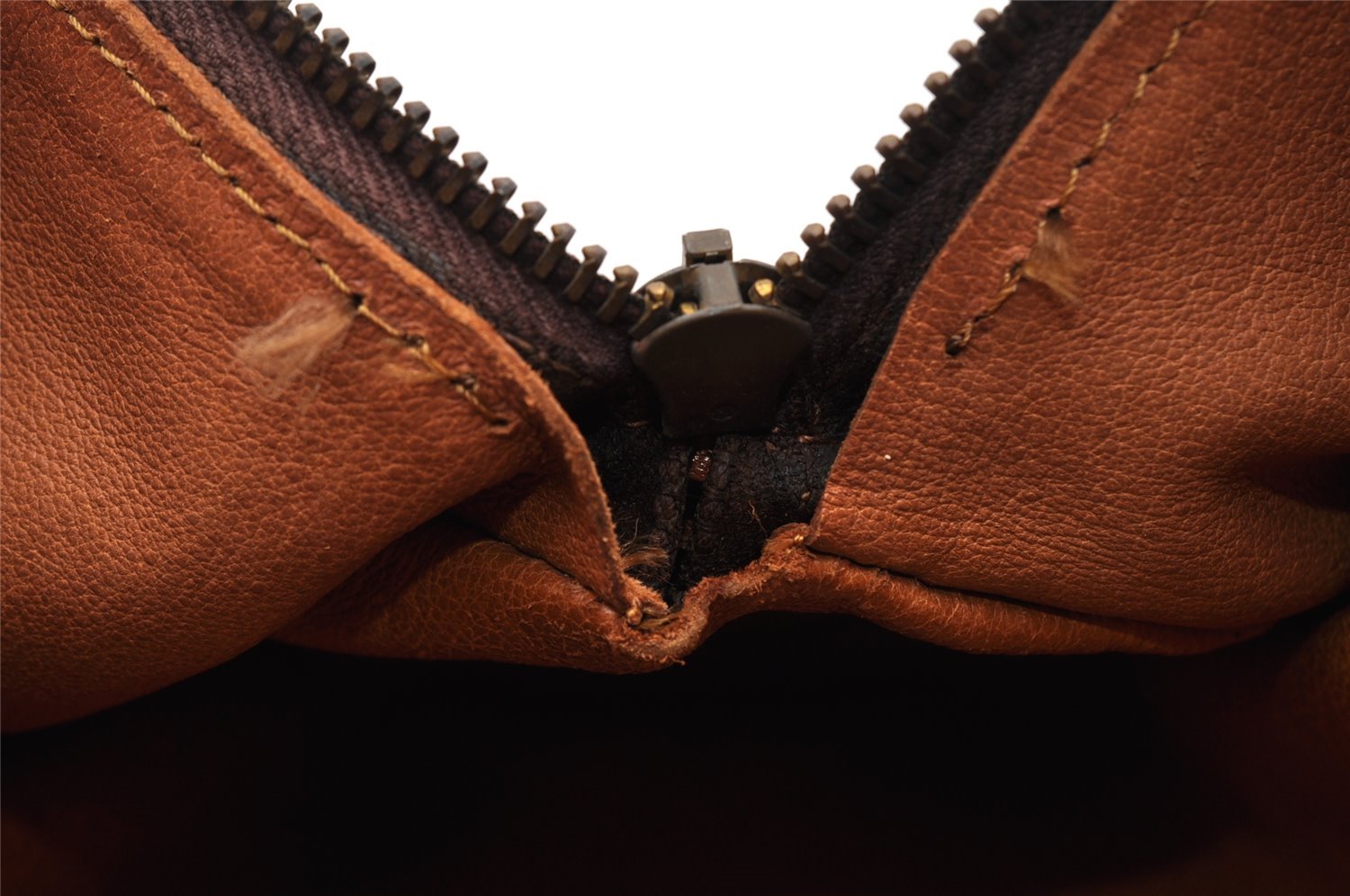 Authentic Louis Vuitton Monogram Papillon 30 Hand Bag Old Model LV 6062I