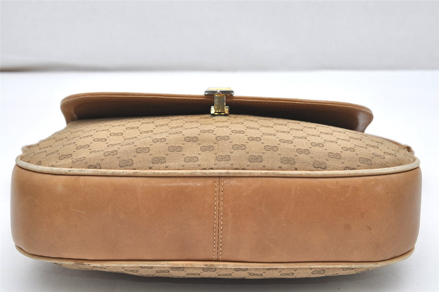 Authentic GUCCI Micro GG Canvas Leather Shoulder Cross Body Bag Brown 6067K