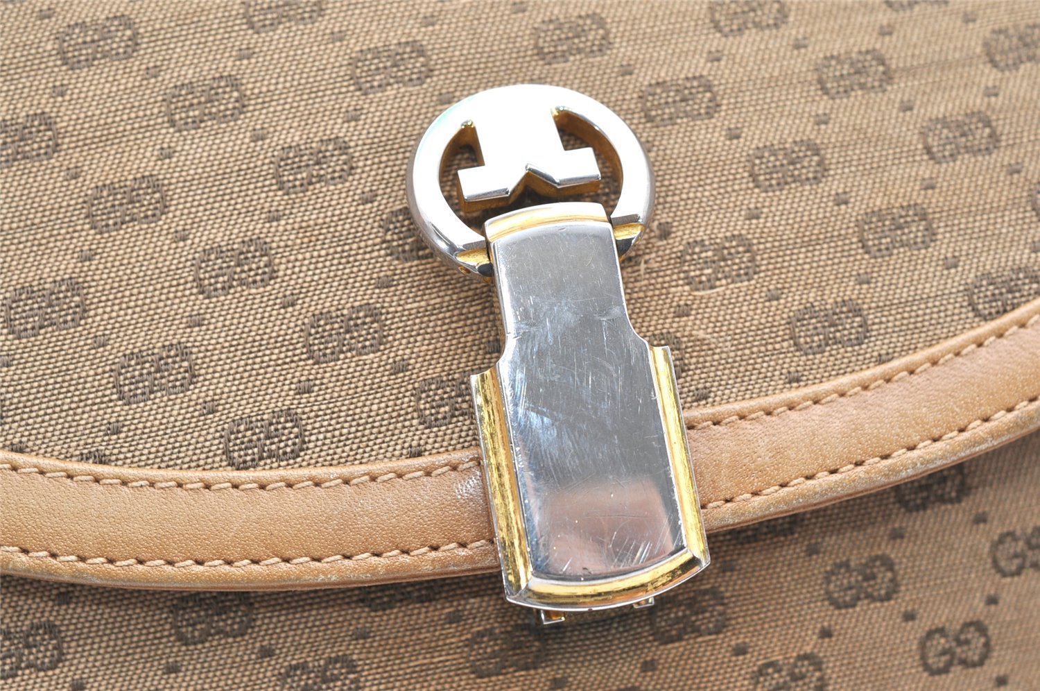 Authentic GUCCI Micro GG Canvas Leather Shoulder Cross Body Bag Brown 6067K