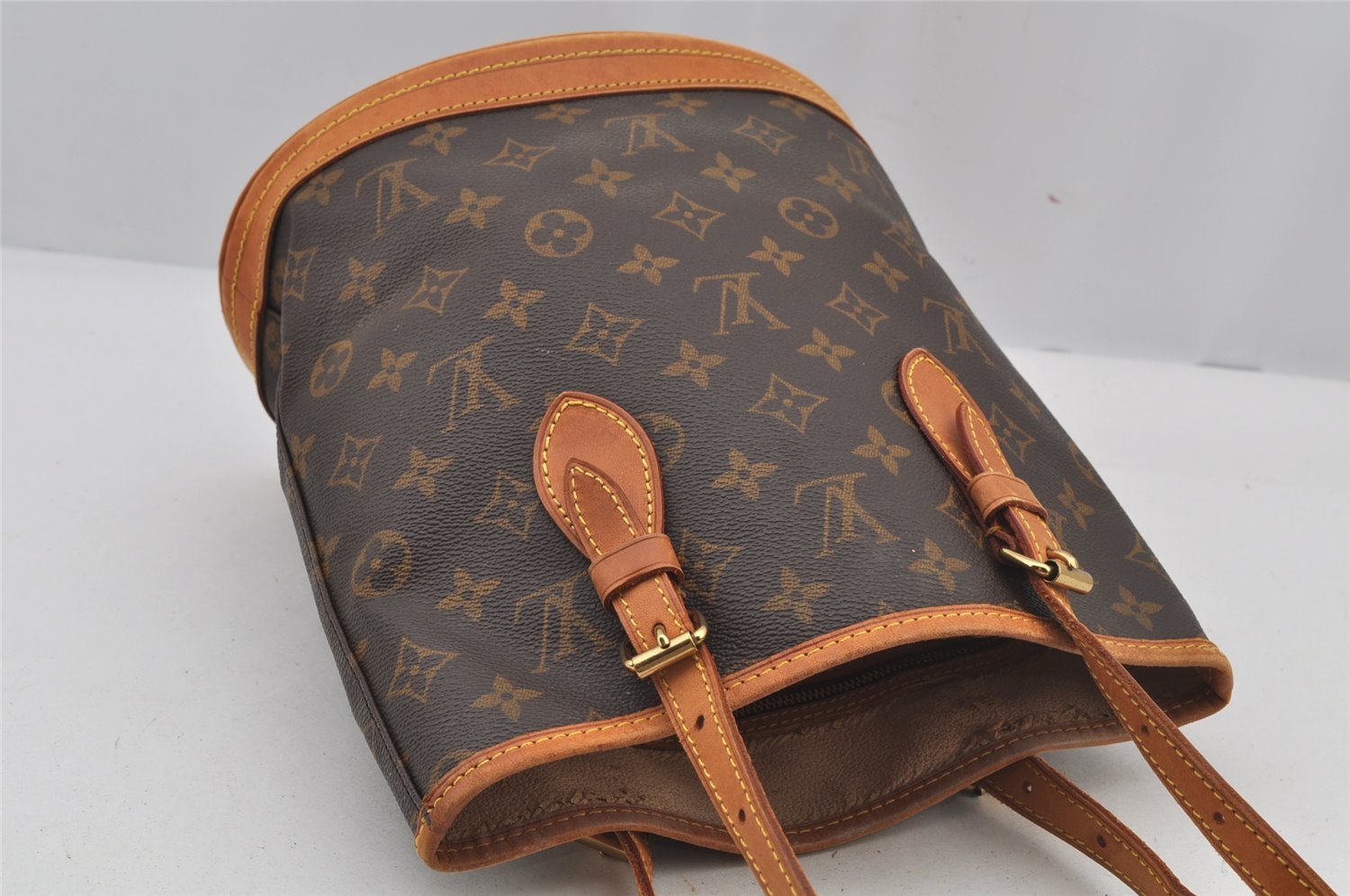 Authentic Louis Vuitton Monogram Bucket PM Shoulder Tote Bag M42238 Junk 6076J