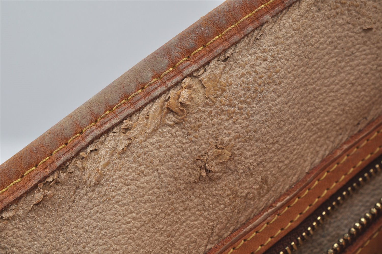 Authentic Louis Vuitton Monogram Bucket PM Shoulder Tote Bag M42238 Junk 6076J