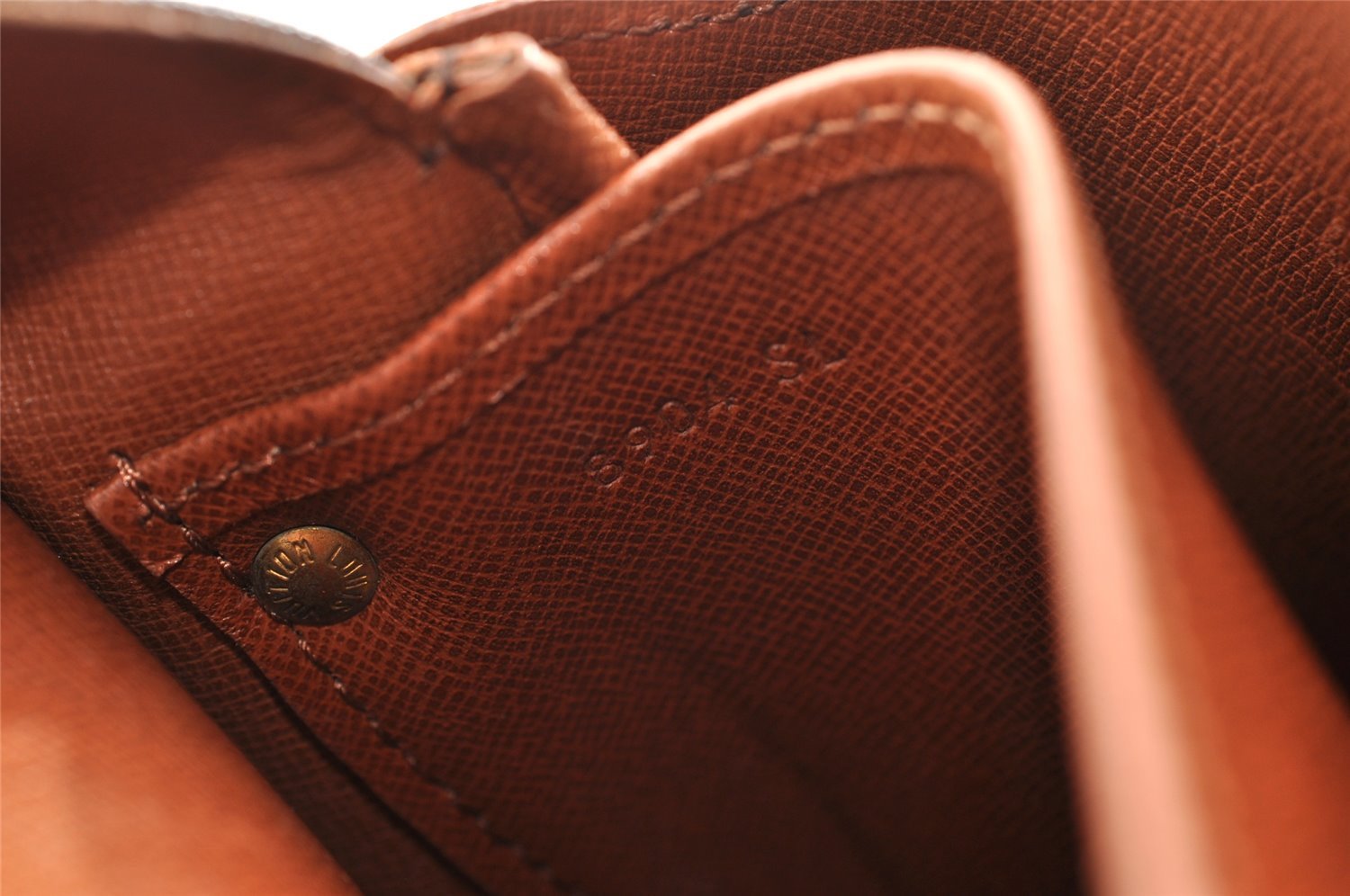 Authentic Louis Vuitton Monogram Cartouchiere MM M51253 Shoulder Cross Bag 6077I