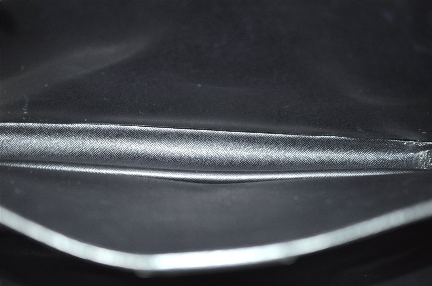 Authentic Louis Vuitton Epi Serviette Conseiller Briefcase Green LV 6079I