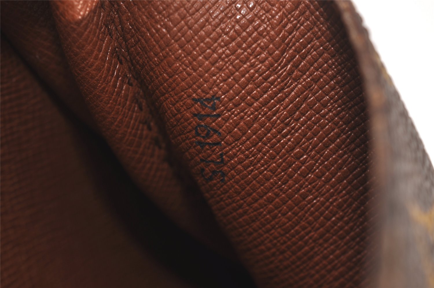 Authentic Louis Vuitton Monogram Cartouchiere MM M51253 Shoulder Cross Bag 6085I