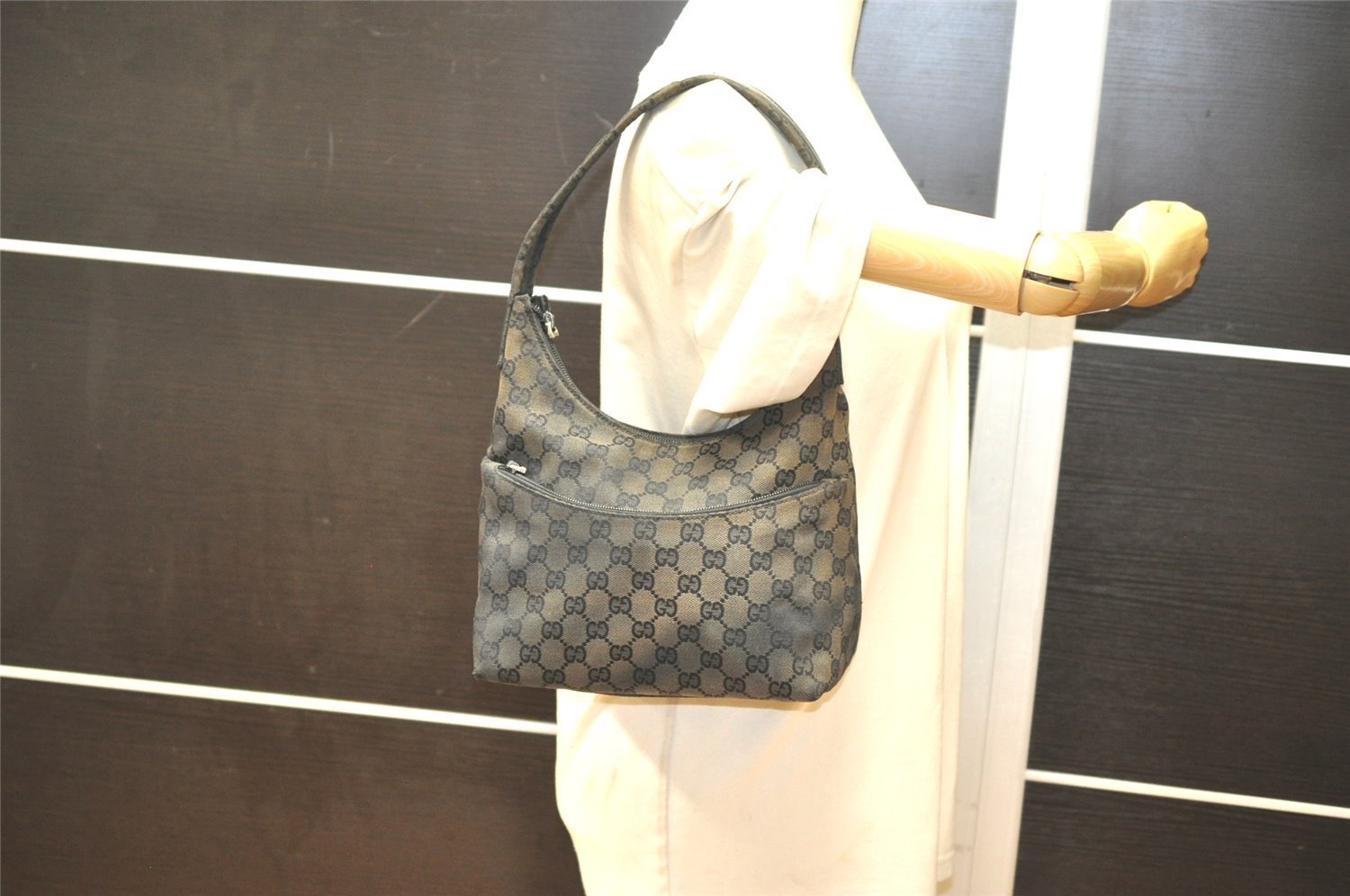 Authentic GUCCI Shoulder Hand Bag Purse GG Canvas Leather 0013386 Black 6091K