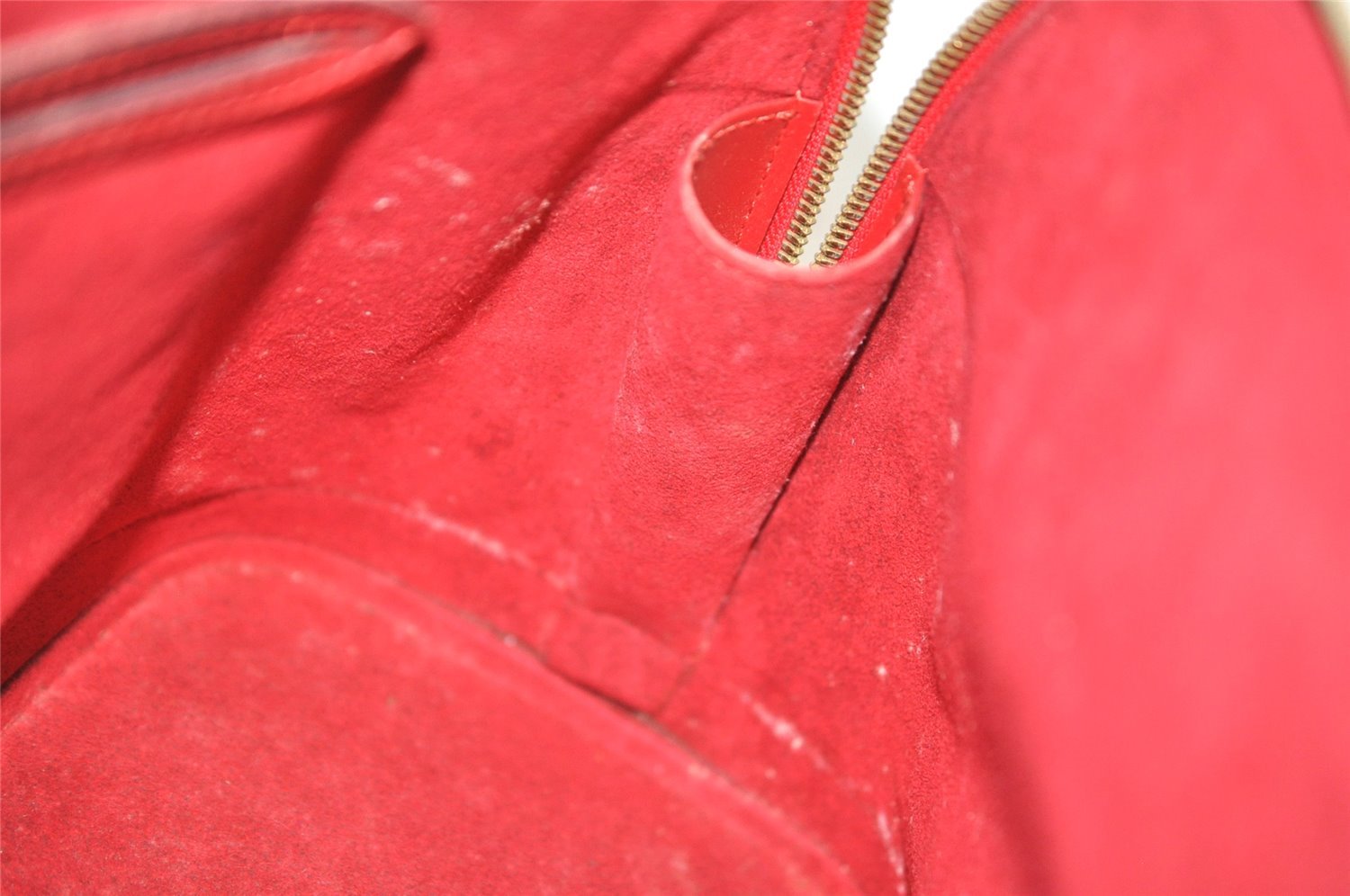 Authentic Louis Vuitton Epi Alma PM Hand Bag Red M52147 LV 6095J