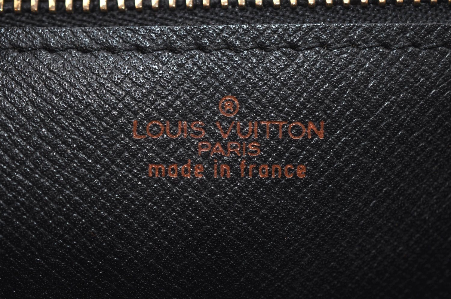 Authentic Louis Vuitton Epi Montaigne 23 Clutch Hand Bag Black M52662 LV 6096I