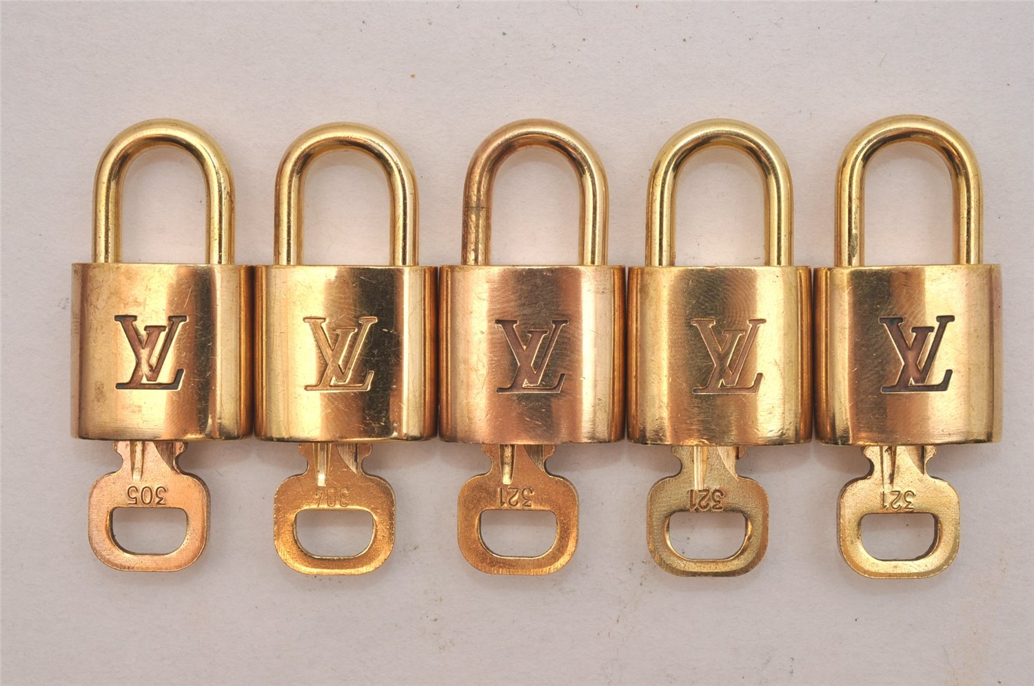 Authentic Louis Vuitton Padlock & Keys 10Set LV 6097J