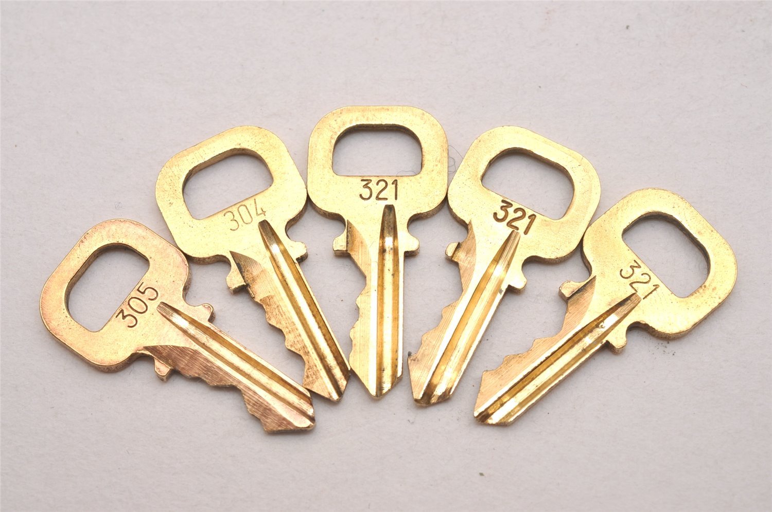 Authentic Louis Vuitton Padlock & Keys 10Set LV 6097J