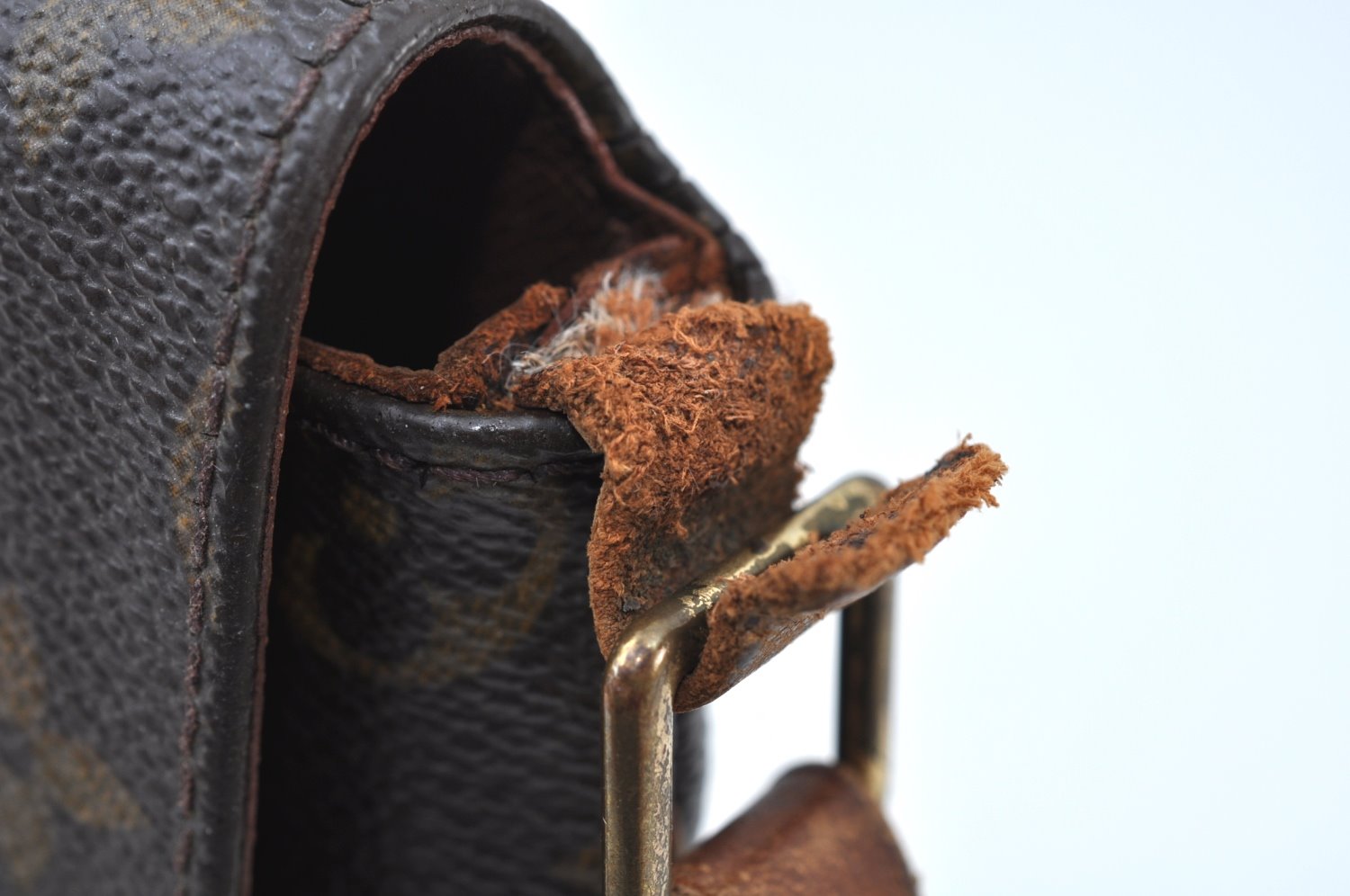 Authentic Louis Vuitton Monogram Musette Tango M51388 Shoulder Bag Junk 6100I