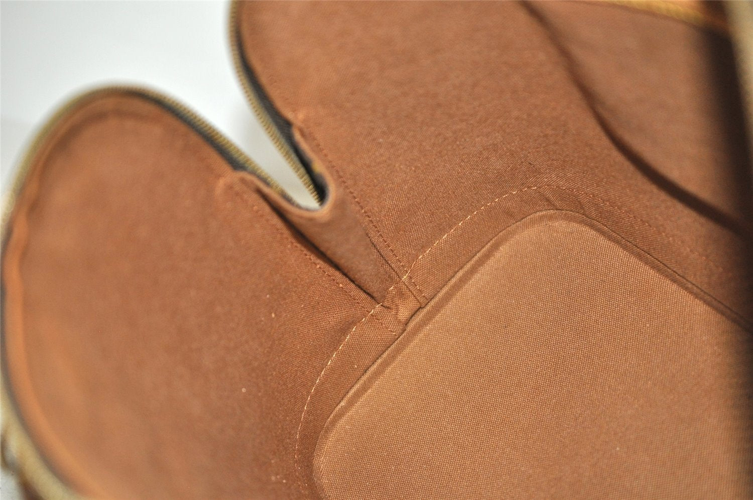 Authentic Louis Vuitton Monogram Alma Hand Bag Purse M51130 LV 6103J