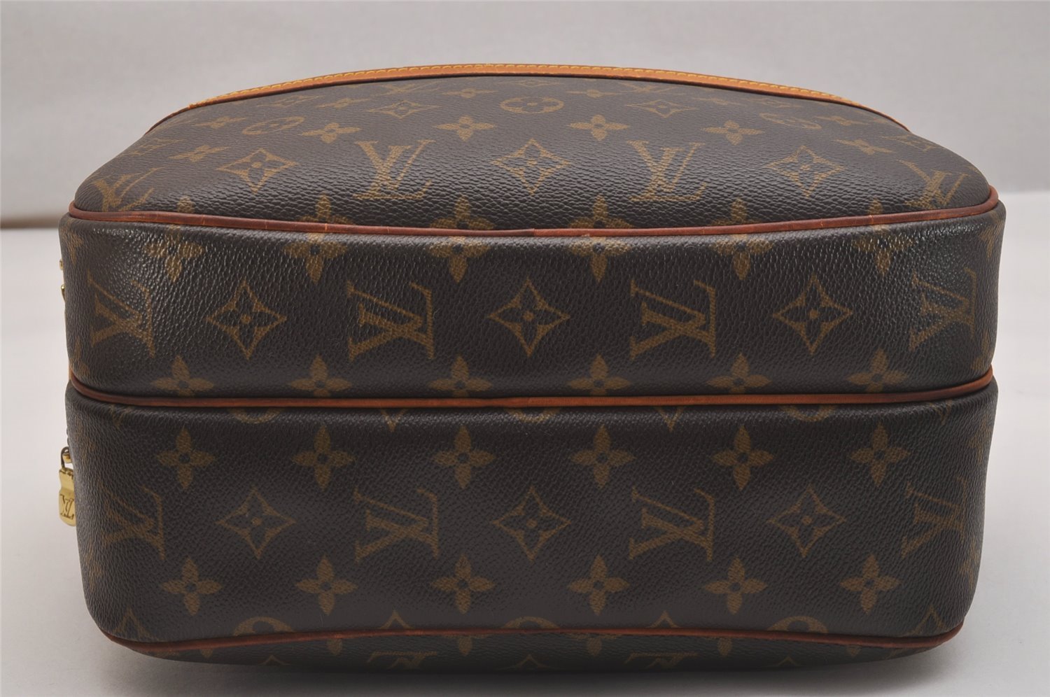 Authentic Louis Vuitton Monogram Reporter PM Shoulder Cross Bag M45254 LV 6104J