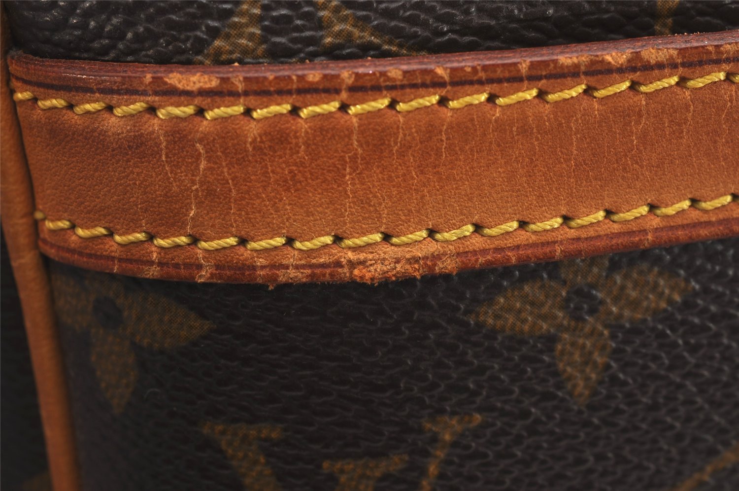 Authentic Louis Vuitton Monogram Reporter PM Shoulder Cross Bag M45254 LV 6104J