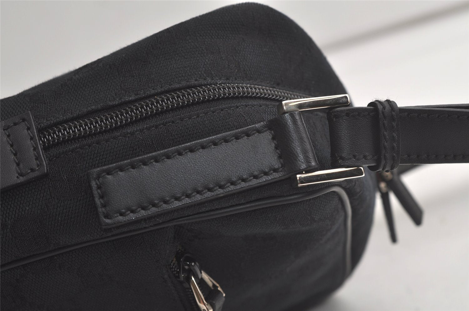 Authentic GUCCI Shoulder Cross Body Bag GG Canvas Leather 0181612 Black 6107K
