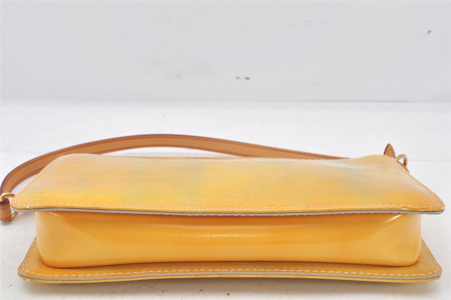 Authentic Louis Vuitton Vernis Lexington Hand Bag Pouch Yellow M91056 LV 6109K