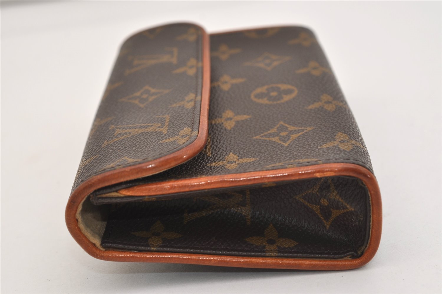 Auth Louis Vuitton Monogram Pochette Florentine Pouch Waist Bag LV 6110J