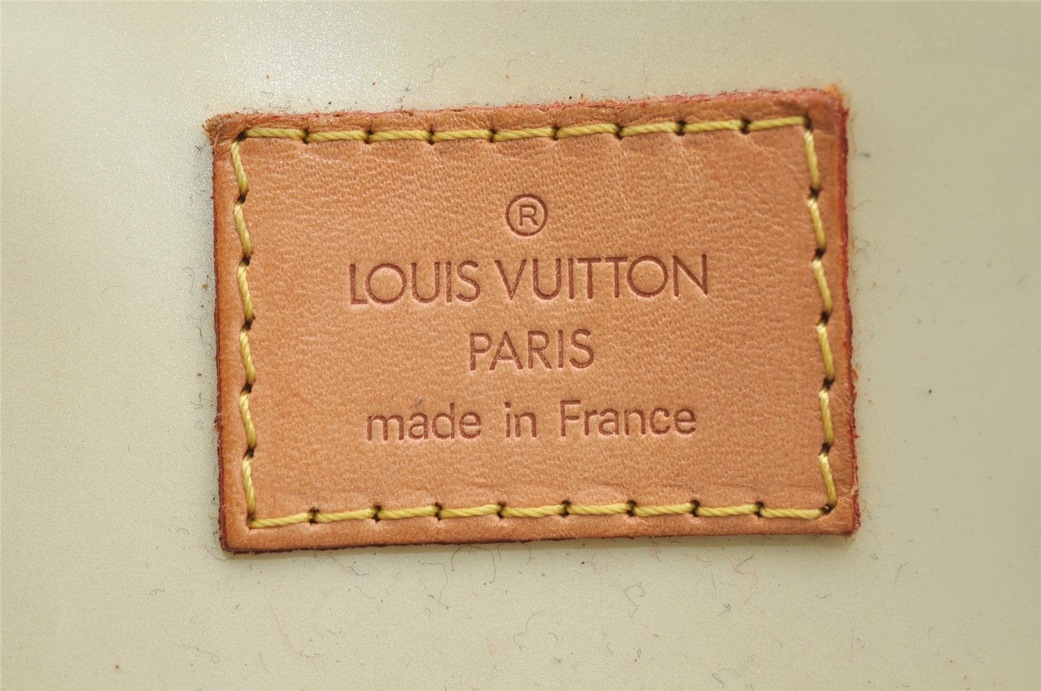 Authentic Louis Vuitton Vernis Reade PM Hand Bag Light Yellow M91145 LV 6111I