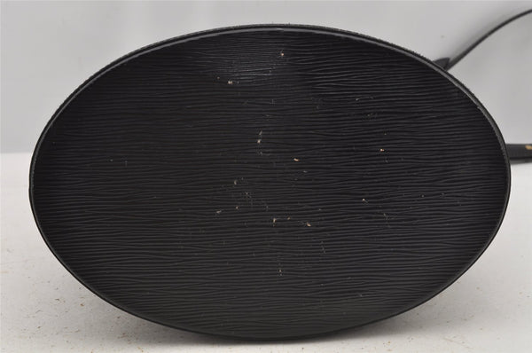 Authentic Louis Vuitton Epi Cluny Shoulder Bag Purse Black M52252 LV 6113J