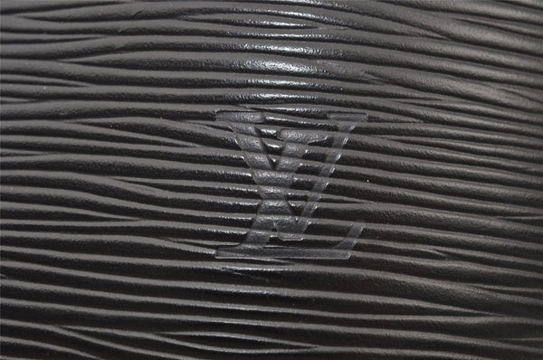 Authentic Louis Vuitton Epi Cluny Shoulder Bag Purse Black M52252 LV 6113J