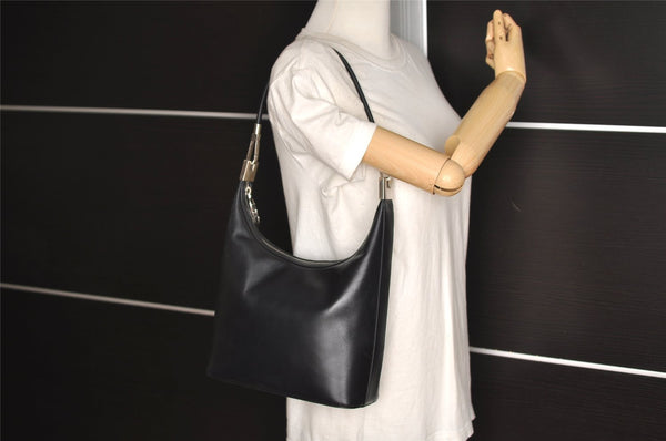 Authentic GUCCI Vintage Shoulder Bag Purse Leather 0013814 Black 6115J