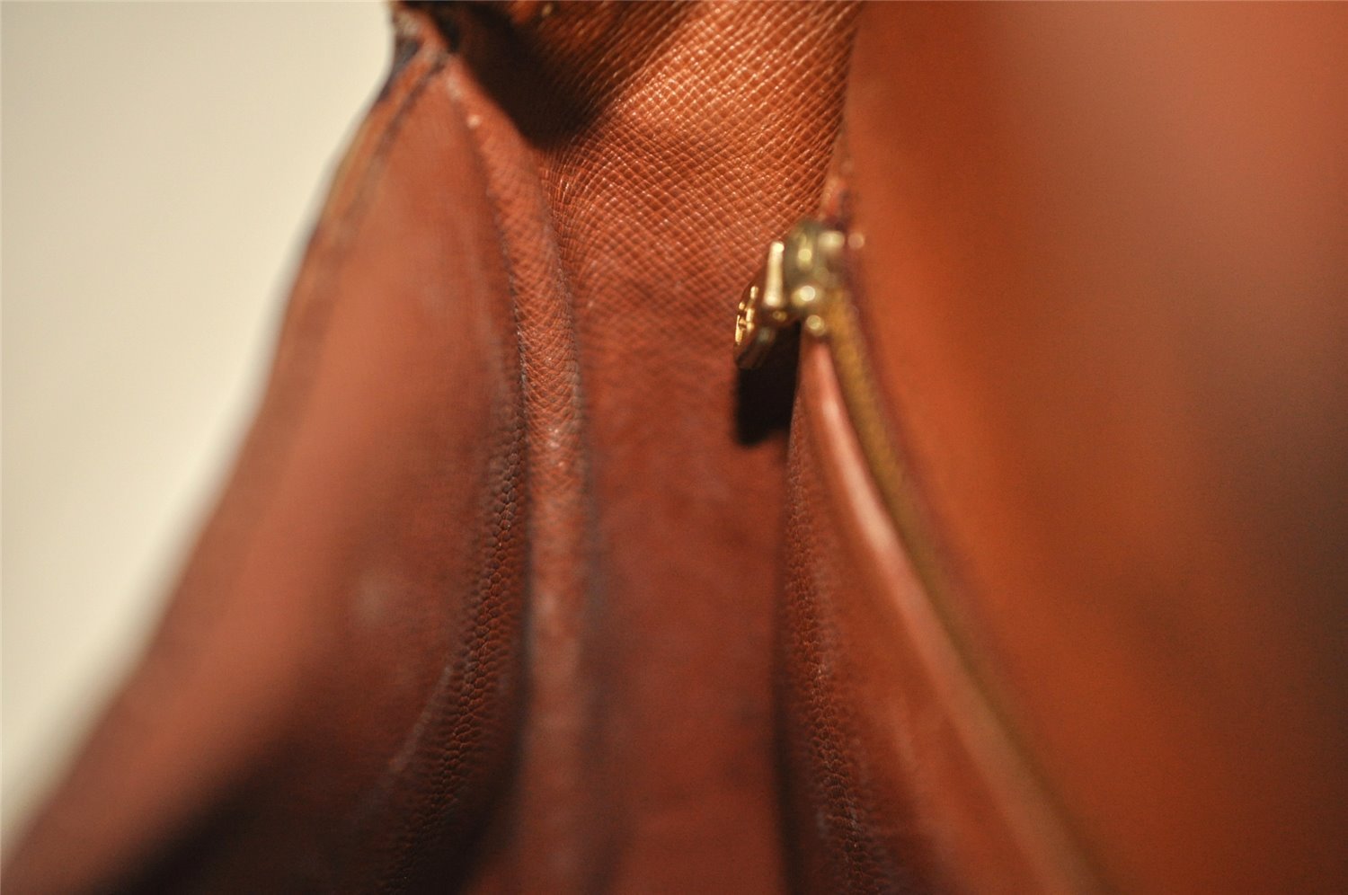 Auth Louis Vuitton Monogram Saint Cloud GM M51242 Shoulder Cross Bag Junk 6118I