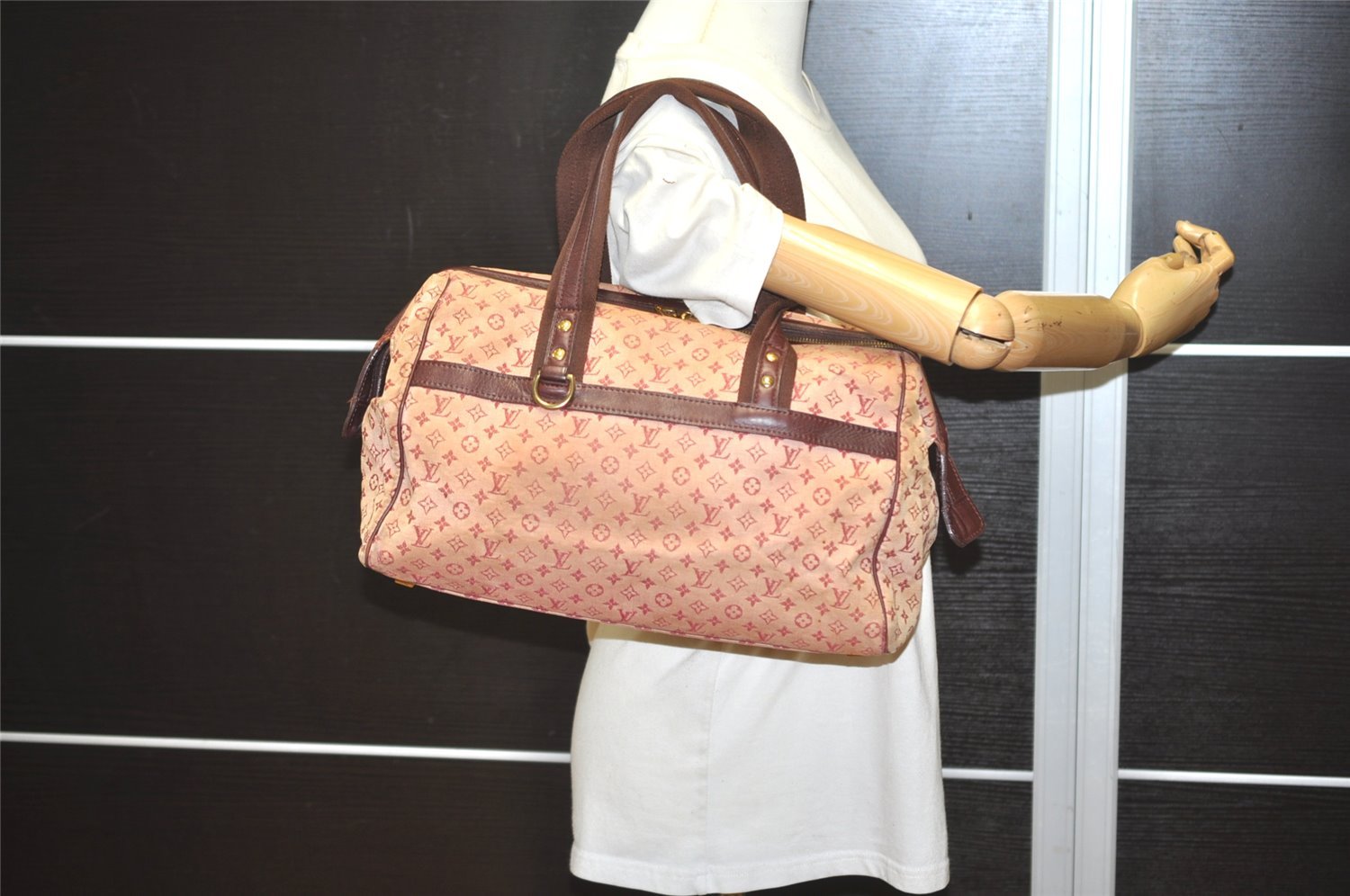 Authentic Louis Vuitton Monogram Mini Josephine GM Hand Bag Pink M92213 LV 6119I