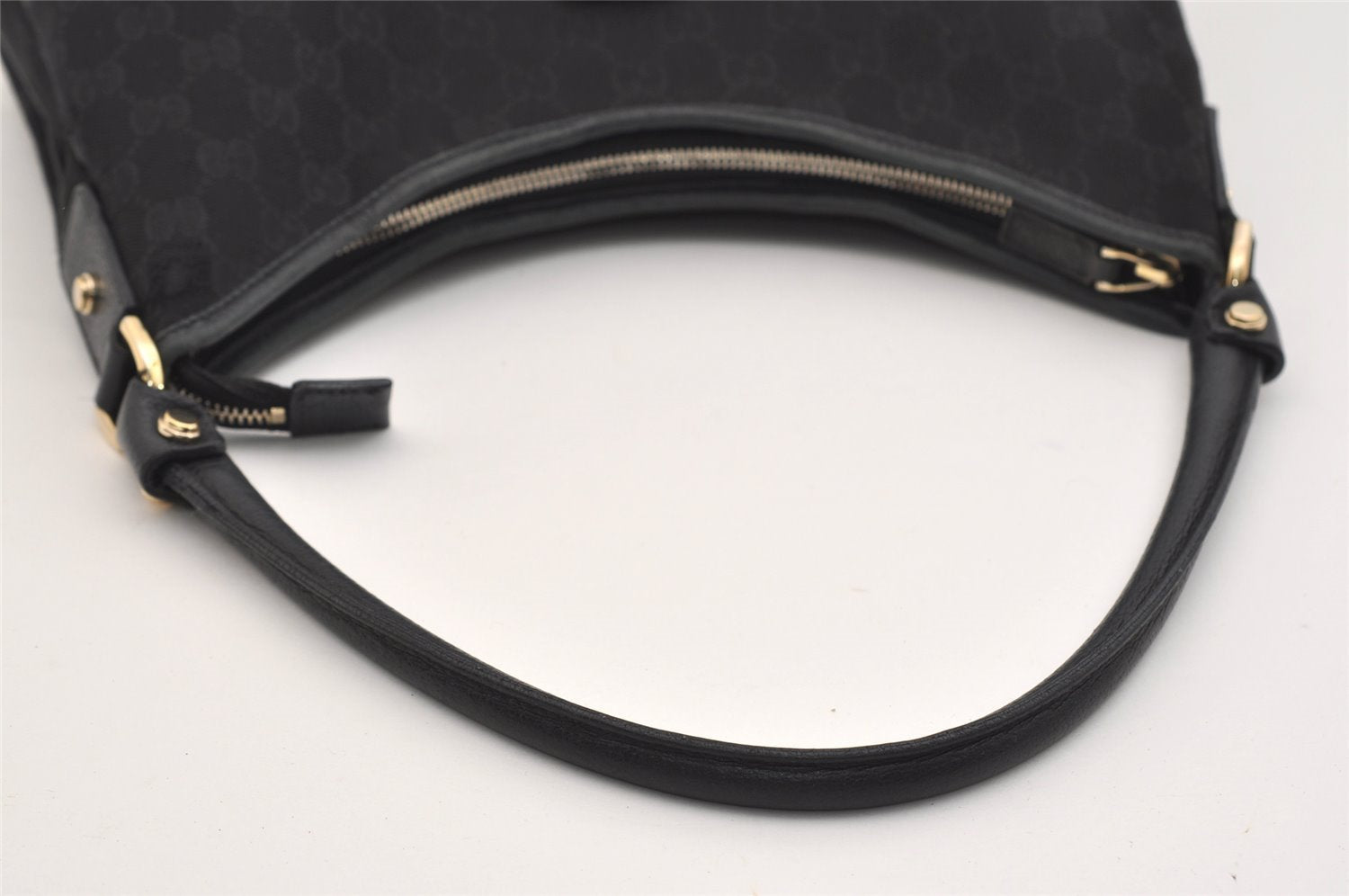 Authentic GUCCI Abbey Shoulder Hand Bag GG Canvas Leather 130737 Black 6120J