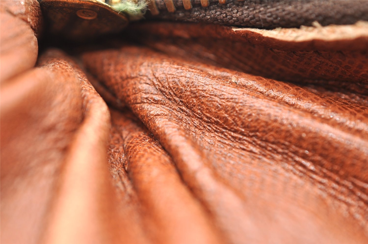 Authentic Louis Vuitton Monogram Boulogne 30 Shoulder Cross Bag M52165 LV 6121I